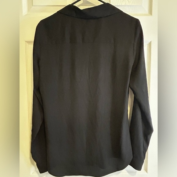 NWOT Ann Taylor Women’s Elegant Black Button-down Collared Blouse Sz. Small - Picture 4 of 6